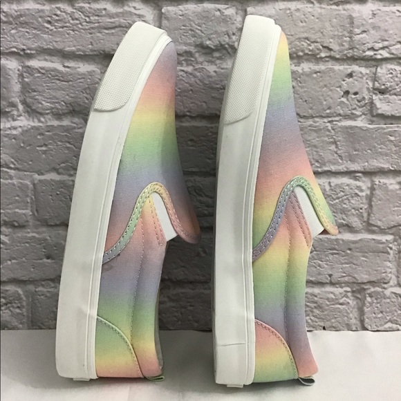 Kids Unisex Set of Tie-Dye Slip-on Sneakers size 5 and Bapi Lynn Backpack - Picture 11 of 13